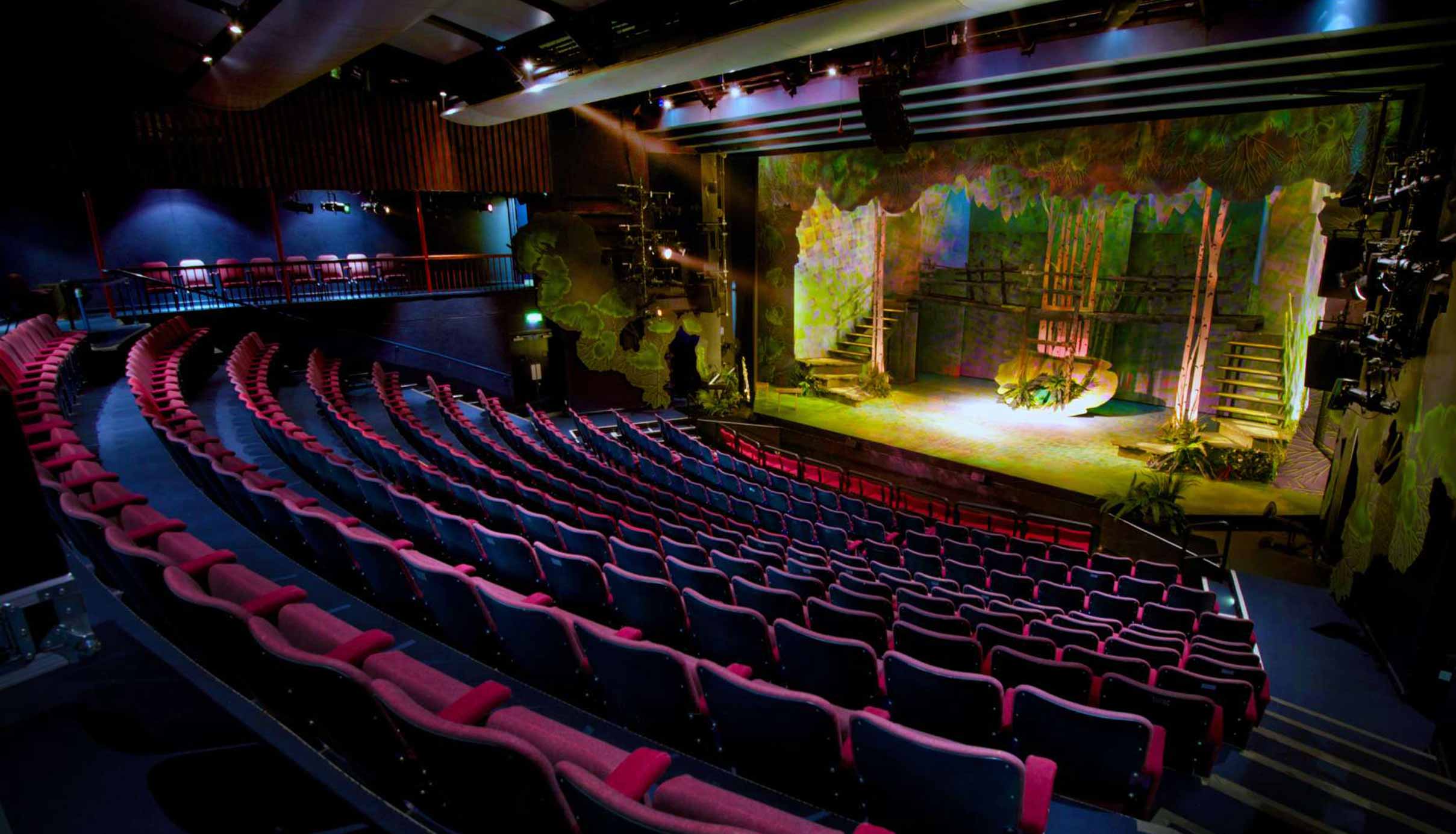Crescent-Theatre