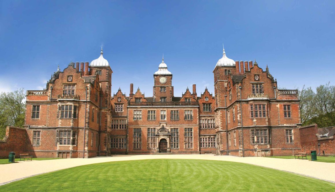aston-hall